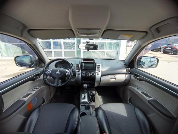 Mitsubishi Pajero Sport II Рестайлинг с пробегом 2015 года, цена 2 190 000 рублей, 115000 км, внедорожник, Автокод Объявления