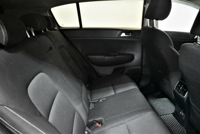 Kia Sportage IV Рестайлинг с пробегом 2019 года, цена 1 975 000 рублей, 141335 км, внедорожник, Автокод Объявления