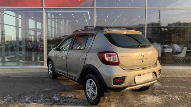 Renault Sandero II с пробегом 2016 года, цена 735 000 рублей, 118998 км, хэтчбек, Автокод Объявления