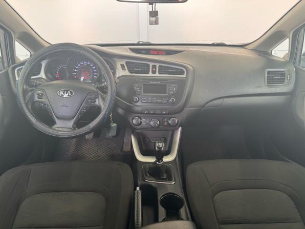 Kia Ceed II с пробегом 2014 года, цена 719 000 рублей, 216379 км, хэтчбек, Автокод Объявления