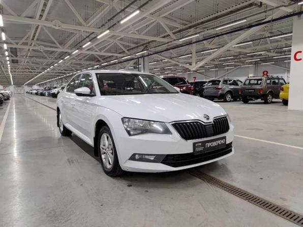 Skoda Superb III с пробегом 2016 года, цена 1 225 000 рублей, 244517 км, лифтбек, Автокод Объявления