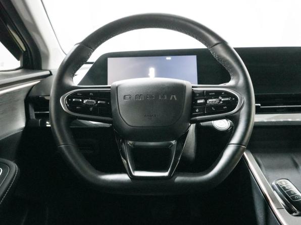Omoda C5 I с пробегом 2024 года, цена 1 930 000 рублей, 17000 км, внедорожник, Автокод Объявления