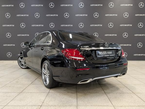 Mercedes-Benz E-Класс V (W213 S213 C238) с пробегом 2020 года, цена 3 990 000 рублей, 62698 км, седан, Автокод Объявления