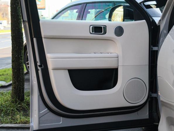 Li Auto (Lixiang) L6 I с пробегом 2025 года, цена 6 350 000 рублей, 17129 км, внедорожник, Автокод Объявления