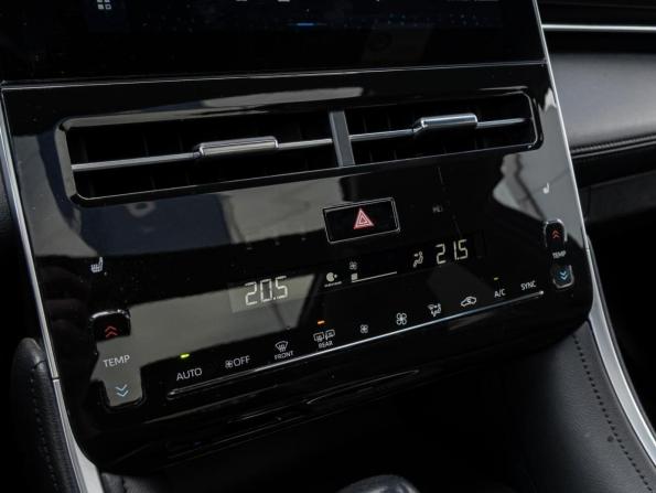 Toyota Avalon V Рестайлинг с пробегом 2022 года, цена 3 330 000 рублей, 121019 км, седан, Автокод Объявления
