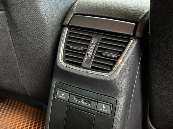 Skoda Octavia III (A7) Рестайлинг с пробегом 2018 года, цена 2 210 000 рублей, 70279 км, лифтбек, Автокод Объявления
