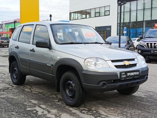 Chevrolet Niva I Рестайлинг с пробегом 2014 года, цена 530 000 рублей, 126254 км, внедорожник, Автокод Объявления