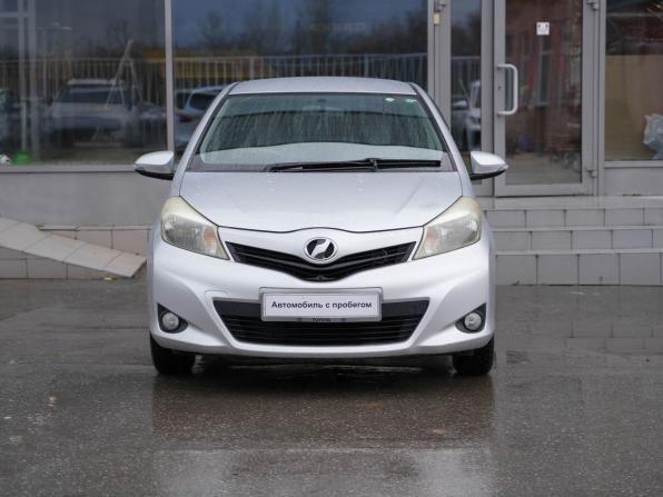 Toyota Vitz III (XP130) с пробегом 2012 года, цена 810 000 рублей, 72125 км, хэтчбек, Автокод Объявления