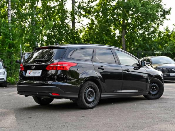 Ford Focus III Рестайлинг с пробегом 2017 года, цена 990 000 рублей, 176558 км, хэтчбек, Автокод Объявления