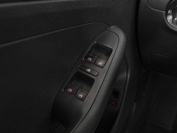 Volkswagen Jetta VI с пробегом 2014 года, цена 1 167 000 рублей, 228318 км, седан, Автокод Объявления