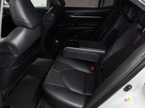 Toyota Camry VIII (XV70) с пробегом 2018 года, цена 2 890 000 рублей, 66284 км, седан, Автокод Объявления