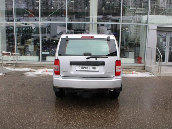 Jeep Cherokee IV (KK) с пробегом 2008 года, цена 818 000 рублей, 296442 км, внедорожник, Автокод Объявления