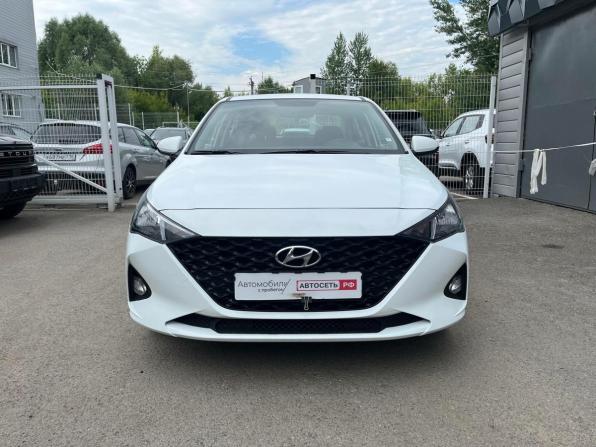 Hyundai Solaris II Рестайлинг с пробегом 2021 года, цена 1 385 000 рублей, 56358 км, седан, Автокод Объявления