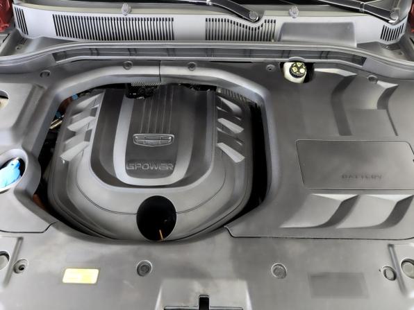 Geely Atlas Pro с пробегом 2023 года, цена 1 990 000 рублей, 67161 км, внедорожник, Автокод Объявления