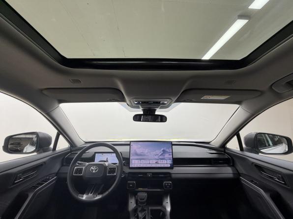 Toyota RAV4 VI (XA60) с пробегом 2026 года, цена 4 380 000 рублей, 7 км, внедорожник, Автокод Объявления
