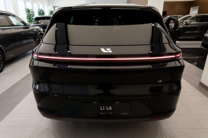 Новый Li Auto (Lixiang) L6 2025 года, цена 8 790 000 рублей, внедорожник, Автокод Объявления