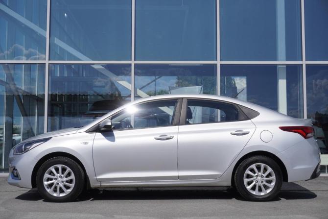 Hyundai Solaris II с пробегом 2019 года, цена 1 313 000 рублей, 168350 км, седан, Автокод Объявления