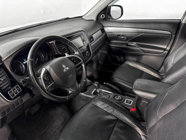 Mitsubishi Outlander III с пробегом 2013 года, цена 1 325 000 рублей, 160000 км, внедорожник, Автокод Объявления