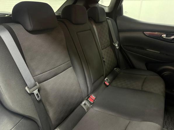 Nissan Qashqai II с пробегом 2017 года, цена 1 750 000 рублей, 98232 км, внедорожник, Автокод Объявления