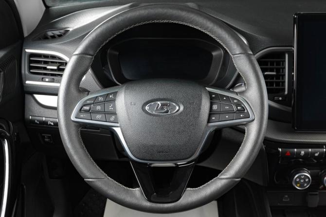 Lada (ВАЗ) Vesta I Рестайлинг (NG) с пробегом 2024 года, цена 1 629 000 рублей, 18900 км, седан, Автокод Объявления