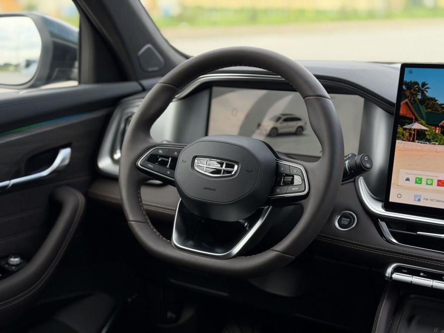 Geely Monjaro I Рестайлинг 2 Казань  - изображение 16