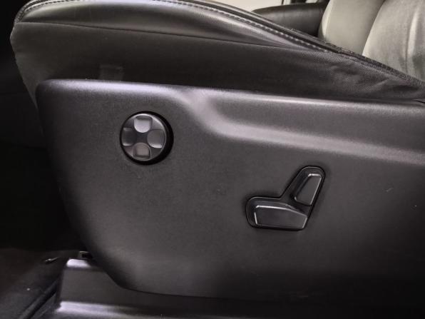 Jeep Grand Cherokee IV (WK2) с пробегом 2012 года, цена 1 695 000 рублей, 212397 км, внедорожник, Автокод Объявления