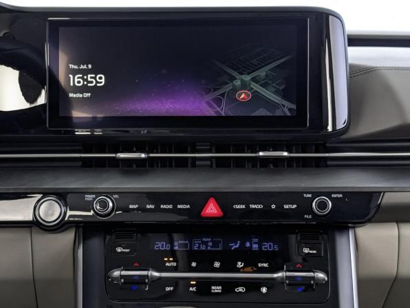 Kia Carnival IV с пробегом 2021 года, цена 3 700 000 рублей, 94550 км, минивэн, Автокод Объявления