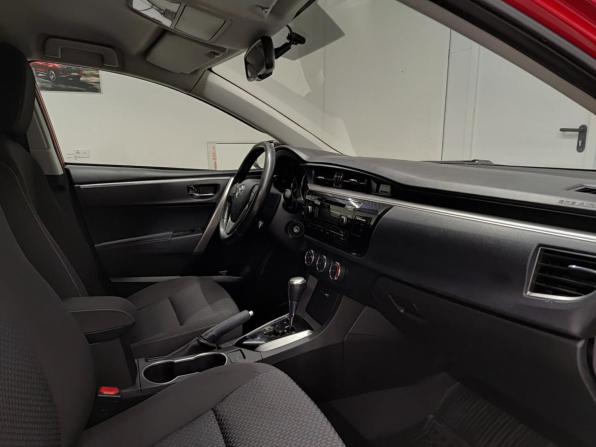 Toyota Corolla XI (E160 E170 E180) с пробегом 2013 года, цена 1 256 000 рублей, 197203 км, седан, Автокод Объявления