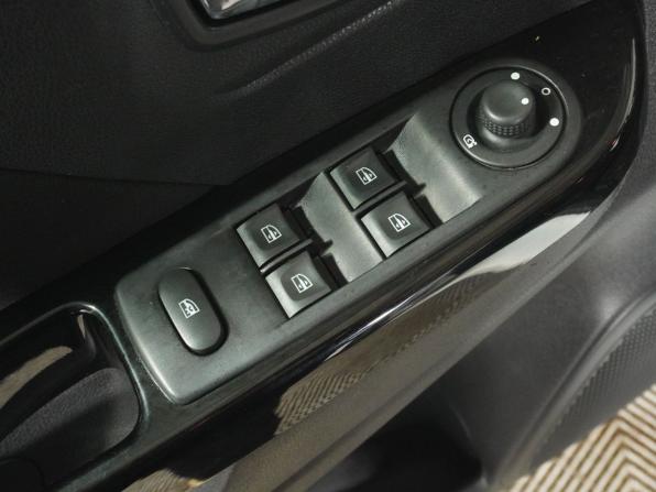 Renault Kaptur I с пробегом 2016 года, цена 1 499 000 рублей, 114995 км, внедорожник, Автокод Объявления