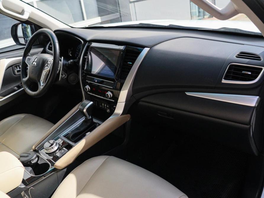 Mitsubishi Montero Sport III Рестайлинг Москва  - изображение 8