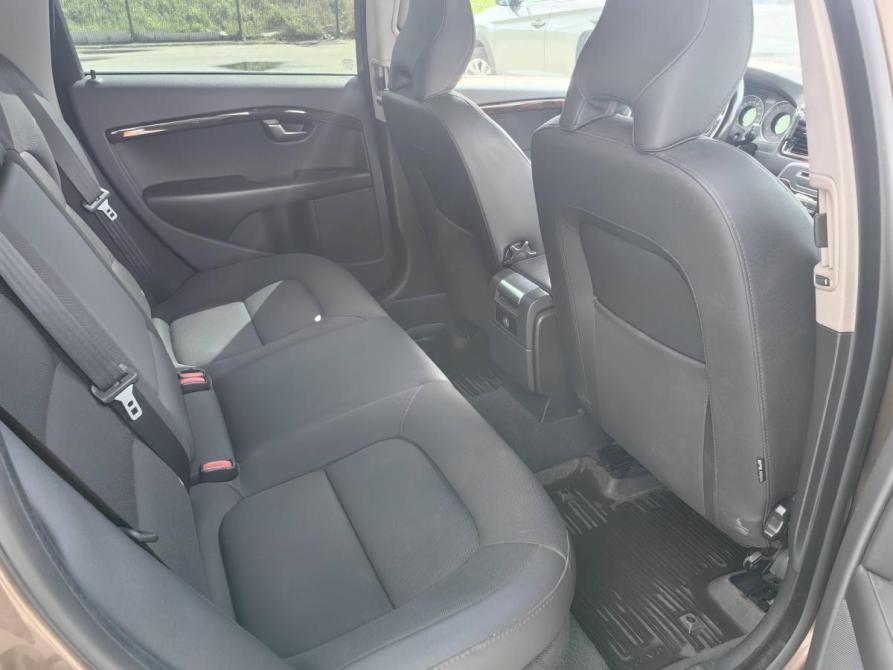 Volvo XC70 II Москва  - изображение 13
