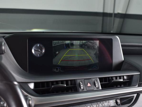 Lexus ES VII с пробегом 2019 года, цена 4 184 995 рублей, 64445 км, седан, Автокод Объявления