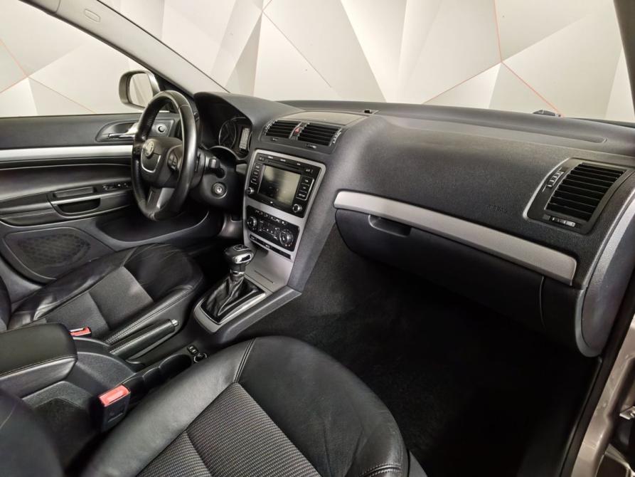 Skoda Octavia II (A5) Рестайлинг Москва  - изображение 13