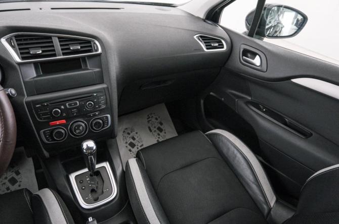Citroen C4 II с пробегом 2012 года, цена 649 000 рублей, 157000 км, хэтчбек, Автокод Объявления