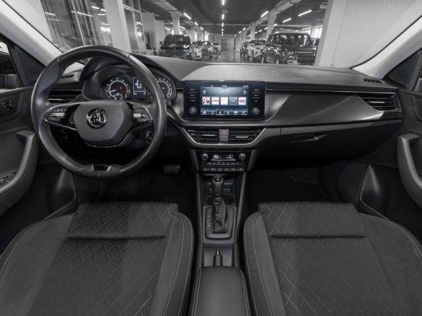 Skoda Rapid II с пробегом 2021 года, цена 1 990 000 рублей, 54506 км, лифтбек, Автокод Объявления