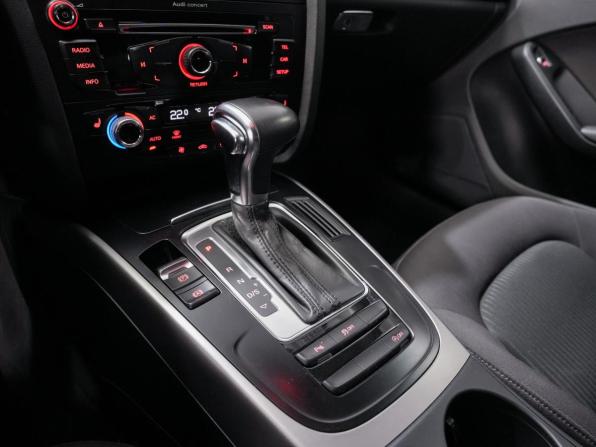 Audi A4 IV (B8) Рестайлинг с пробегом 2012 года, цена 1 237 000 рублей, 202300 км, седан, Автокод Объявления