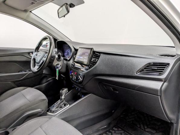 Hyundai Solaris II Рестайлинг с пробегом 2021 года, цена 1 450 000 рублей, 87883 км, седан, Автокод Объявления