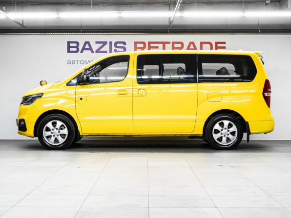 Hyundai Grand Starex I Рестайлинг 2 с пробегом 2018 года, цена 2 659 000 рублей, 223154 км, минивэн, Автокод Объявления
