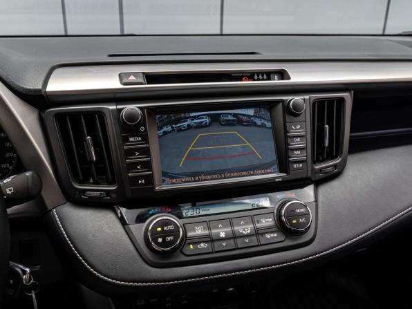 Toyota RAV4 IV (XA40) Рестайлинг с пробегом 2017 года, цена 2 250 000 рублей, 132118 км, внедорожник, Автокод Объявления