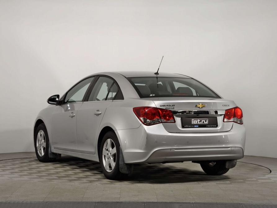 Chevrolet Cruze I Рестайлинг Санкт-Петербург  - изображение 7