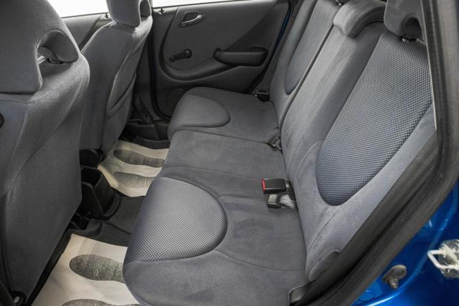 Honda Jazz I Рестайлинг с пробегом 2006 года, цена 599 000 рублей, 196200 км, хэтчбек, Автокод Объявления