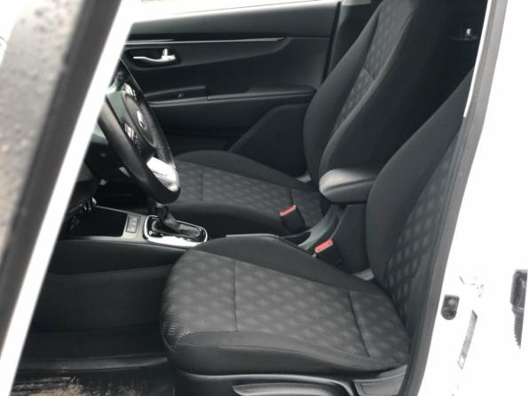 Kia Rio IV с пробегом 2019 года, цена 1 370 000 рублей, 131413 км, седан, Автокод Объявления