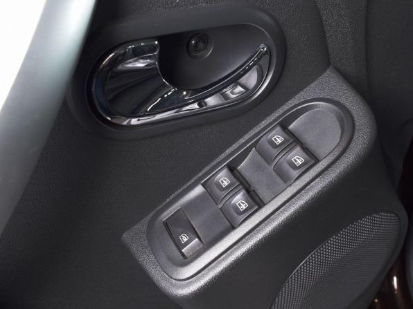 Nissan Terrano III (D10) с пробегом 2020 года, цена 1 599 995 рублей, 52505 км, внедорожник, Автокод Объявления