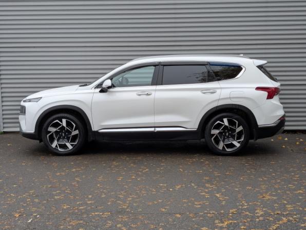 Hyundai Santa Fe IV Рестайлинг с пробегом 2022 года, цена 3 890 000 рублей, 28562 км, внедорожник, Автокод Объявления