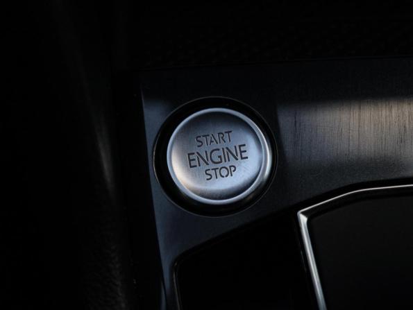 Volkswagen Tiguan II с пробегом 2019 года, цена 2 700 000 рублей, 105309 км, внедорожник, Автокод Объявления