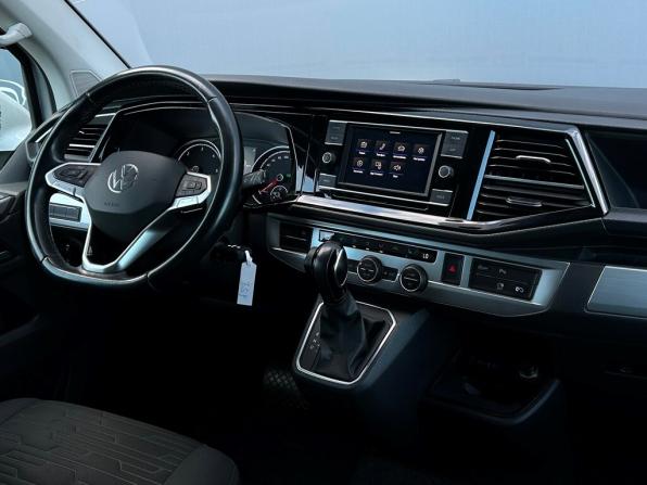 Volkswagen Multivan T6 Рестайлинг с пробегом 2020 года, цена 4 940 800 рублей, 174733 км, минивэн, Автокод Объявления