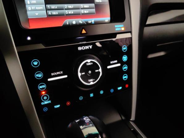 Ford Explorer V Рестайлинг с пробегом 2015 года, цена 2 031 000 рублей, 183000 км, внедорожник, Автокод Объявления