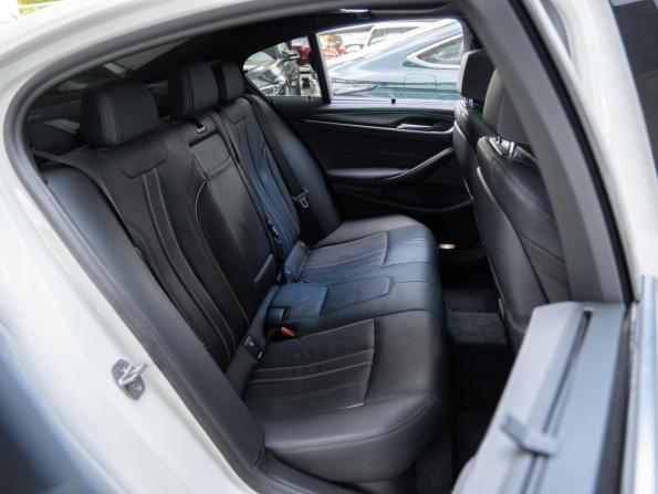 BMW 5 серии VII (G30/G31/G38) Рестайлинг с пробегом 2022 года, цена 5 200 000 рублей, 23536 км, седан, Автокод Объявления