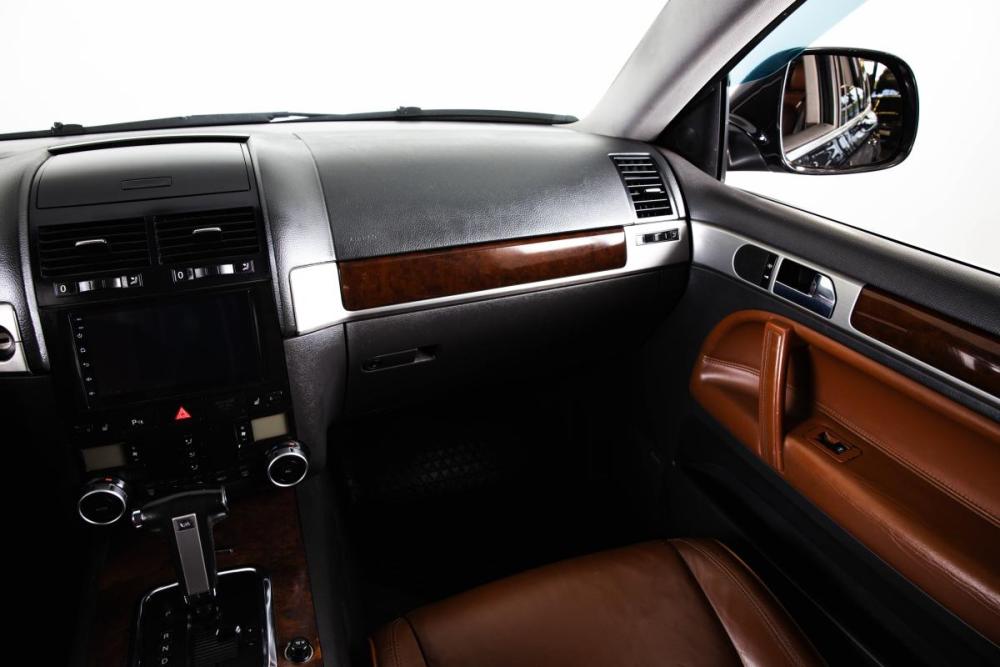 Volkswagen Touareg I Рестайлинг Пермь  - изображение 14
