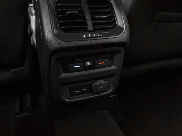 Volkswagen Tiguan II с пробегом 2019 года, цена 2 490 000 рублей, 120864 км, внедорожник, Автокод Объявления